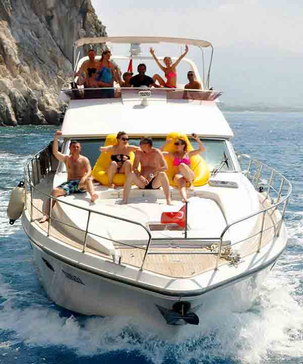 Best Antalya Activities: Rent Yacht