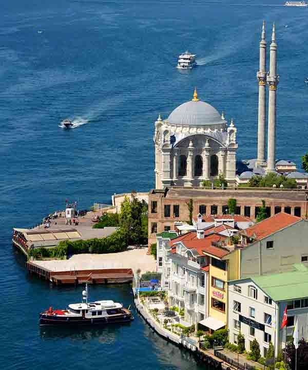 Antalya Excursions: Istanbul Tour by Plane